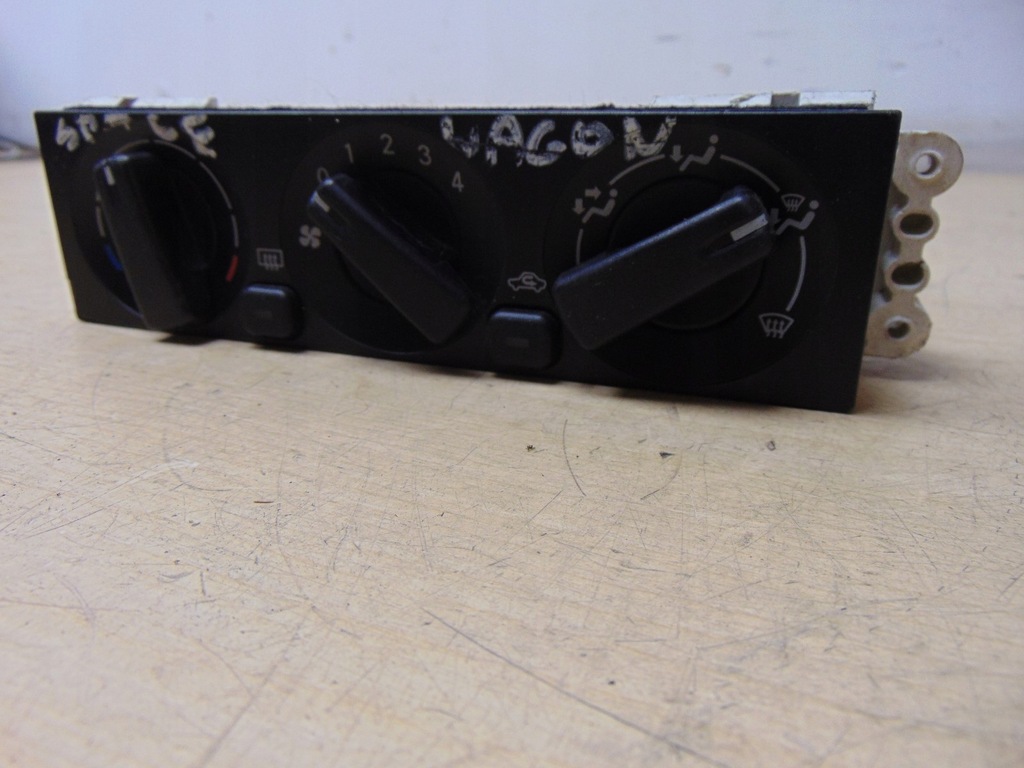 фото №6, Панель управление обдув mitsubishi space wagon