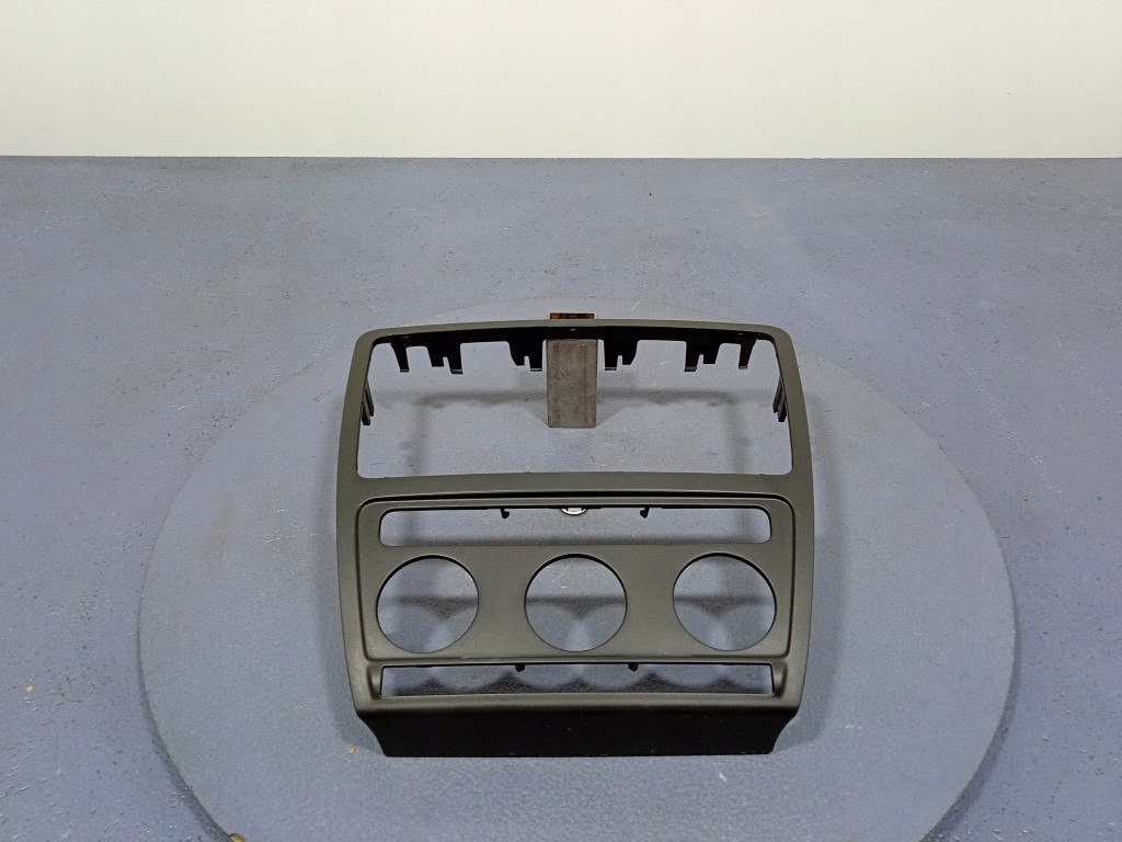 фото №1, Skoda octavia ii рамка захист радіо консолі 1z0858069a