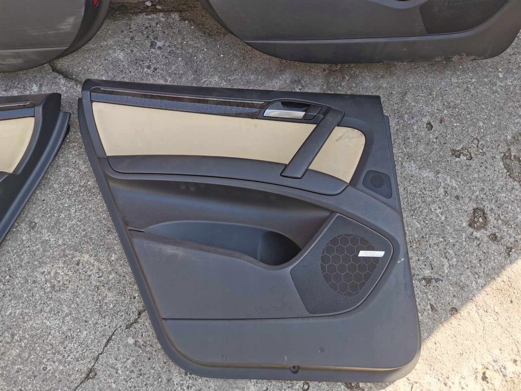 фото №6, Обшивки дверь комплект audi q7 4l