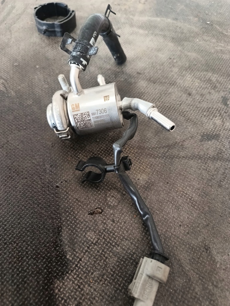 Купити Opel insignia b форсунка adblue 55517306