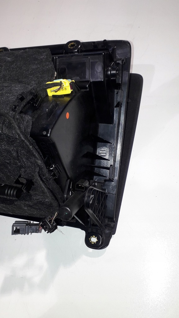 фото №10, Audi q3 8u бардачок пассажира 8u1857035b