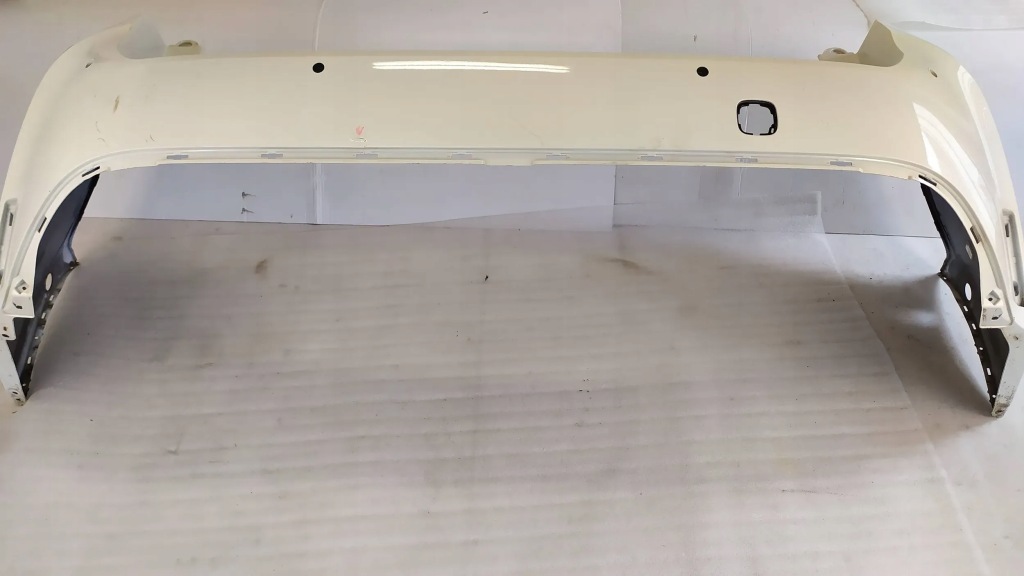 Купить Бампер задняя toyota corolla xii e210 kombi