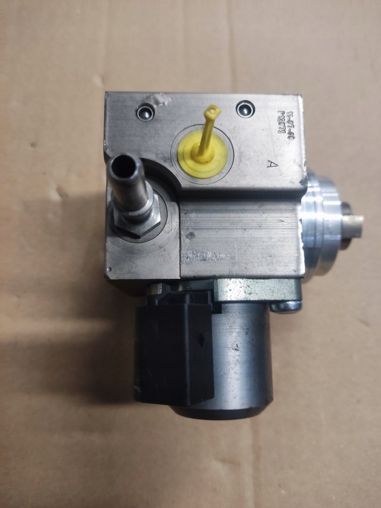 Насос топлива citroen peugeot mini 1.6 thp 5888798003c Недорого