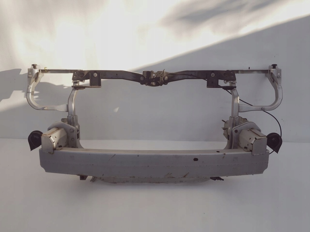 фото №1, Jeep compass i 06-11 pas передний перед усилитель