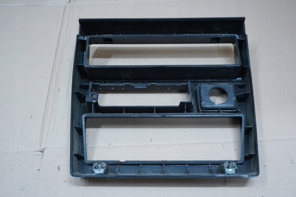 фото №5, Nissan navara d21 king cab рамка корпус панели панель средний