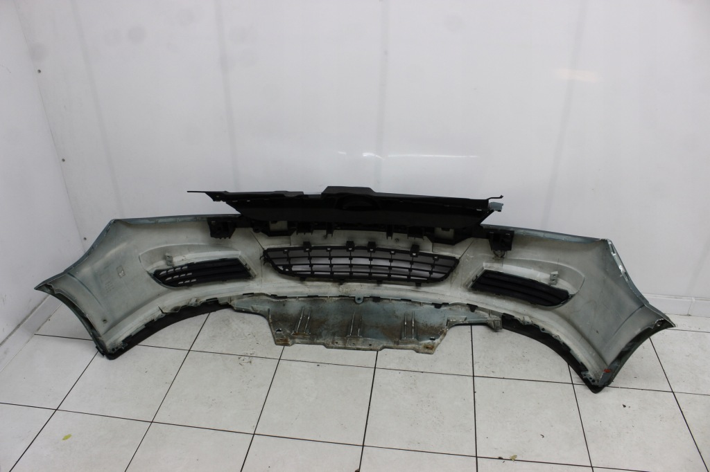 Opel vectra csignum lift 2005r- бампер перед передний решётка радиатора Оригинал