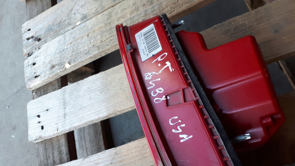 фото №15, S4 b8 lift лампа права sedan задня w кришка usa a4 b8