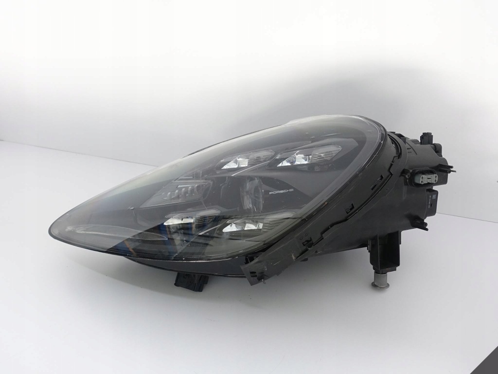 Porsche cayenne 9y0 18- фара matrix full led ліва в Україні