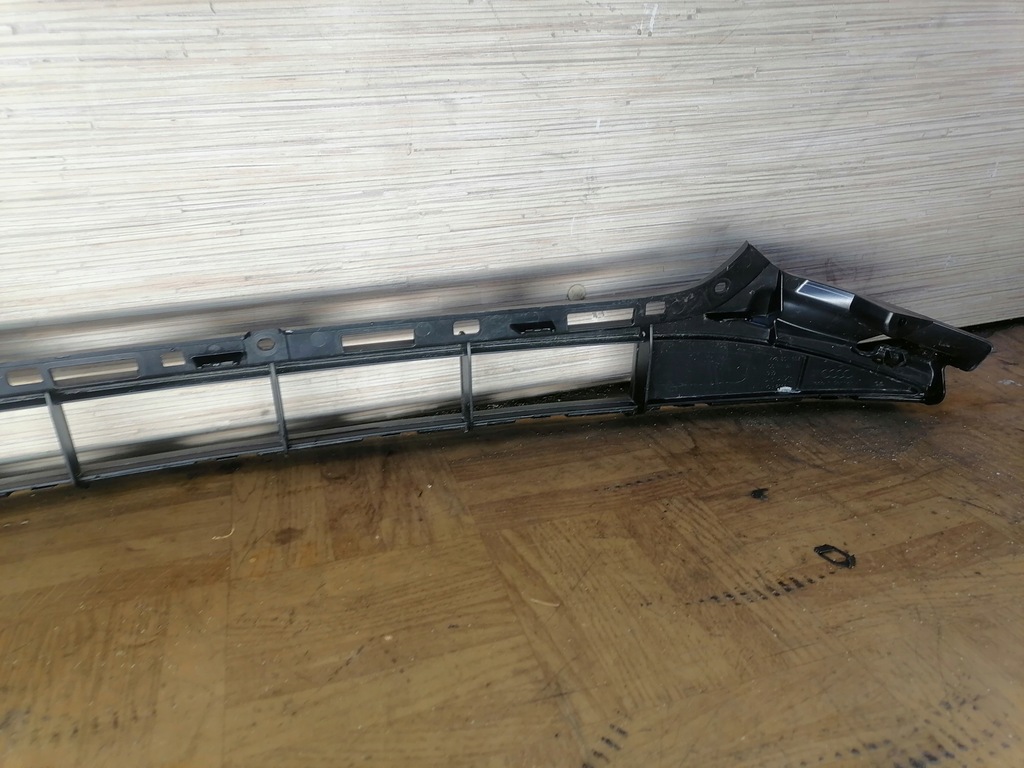 фото №7, Решётка средняя перед оригинал audi a7 4k8807683