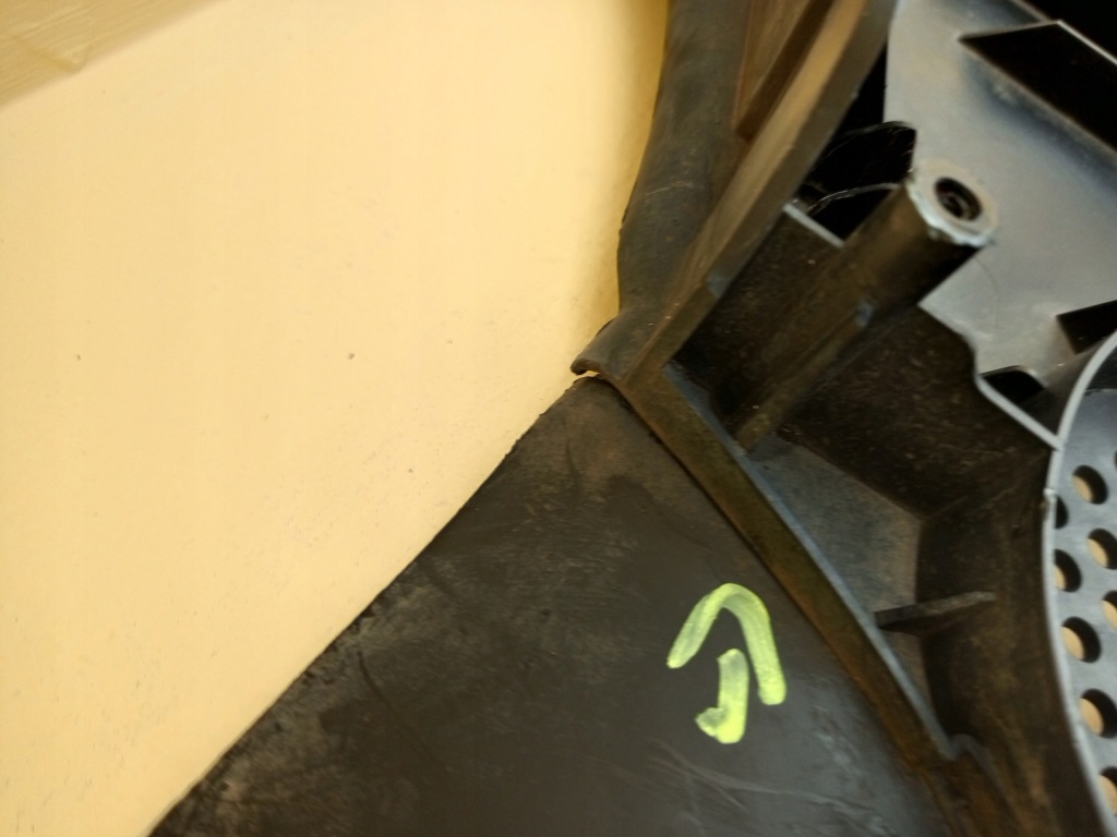 Tesla model 3 рестайлинг  23- накладка плита под бампер пол перед 1694313-00-k Цена