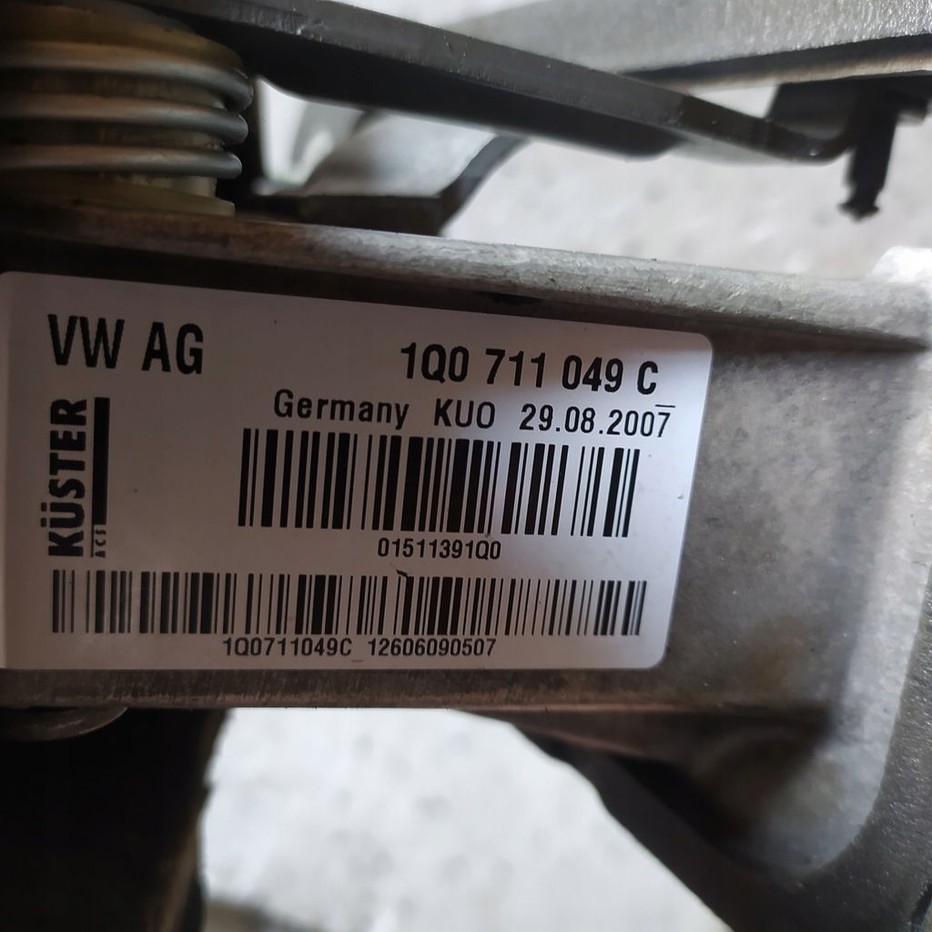 фото №8, Домкрат переключения передач vw skoda 1q0711049c