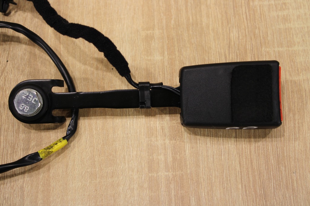 фото №2, Клипса поперечина правый перед alfa romeo giulietta