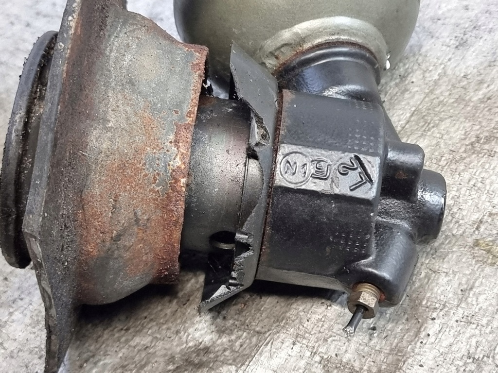 фото №12, Сфера актуатор турбины подвеска перед citroen c5 i 2.0 hdi