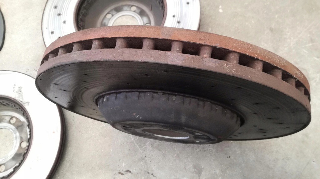 фото №10, Mercedes w223 гальма супорт гальмівні диски гальмівні колодки