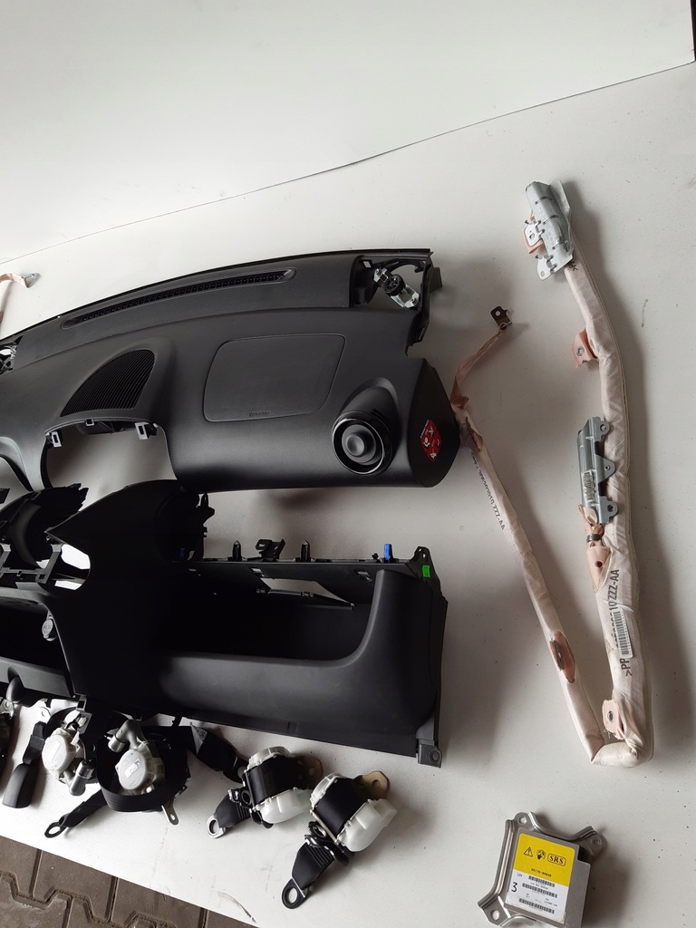 фото №4, Toyota aygo консоль подушка безпеки шторки безпеки ремені lift 13r.