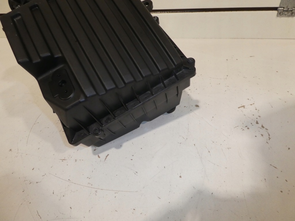 фото №4, Vw amarok lift корпус фильтра воздуха 2h6129607