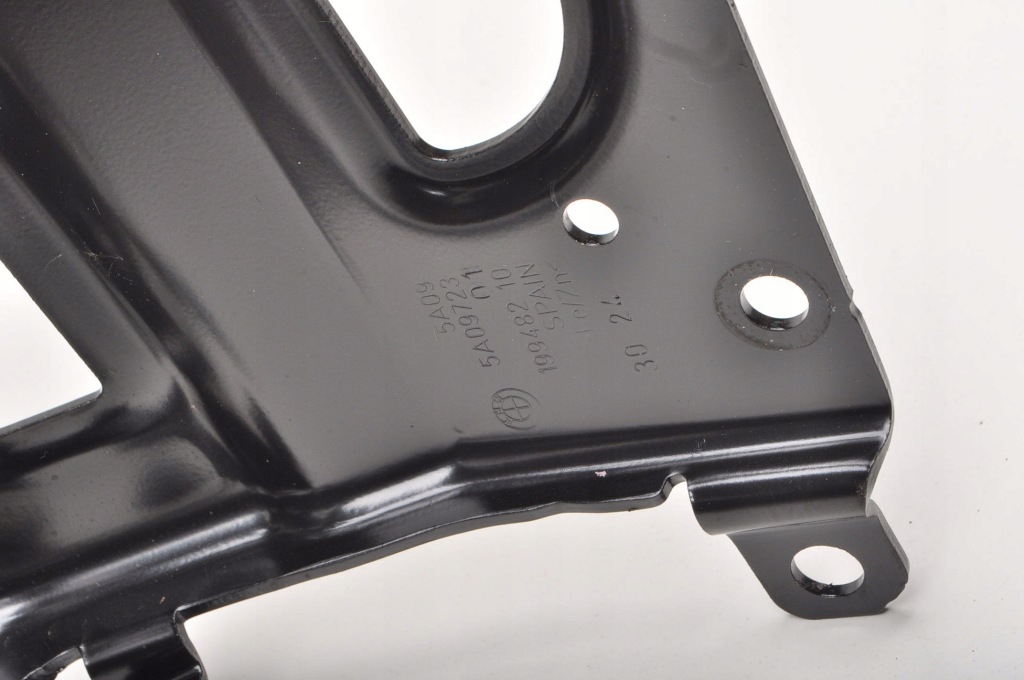 Bmw 2 u06 держатель кронштейн аккумулятор 5a09722 5a09723 с Разборки