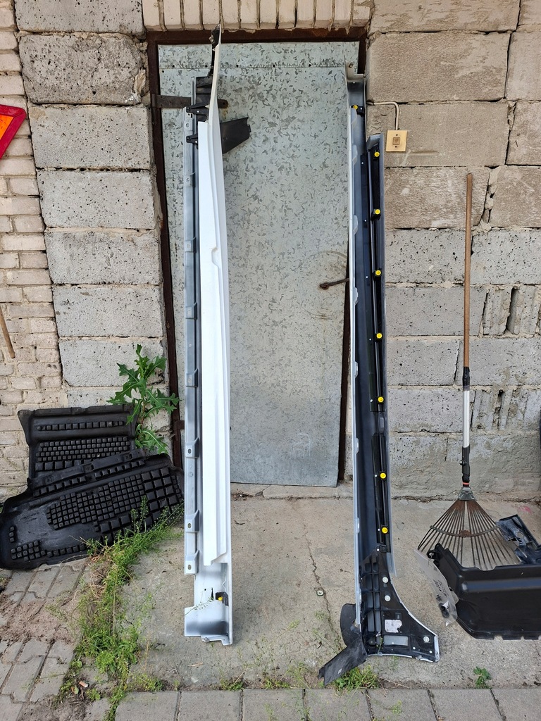 фото №1, Накладки порогові jaguar xj x351 2019 lift