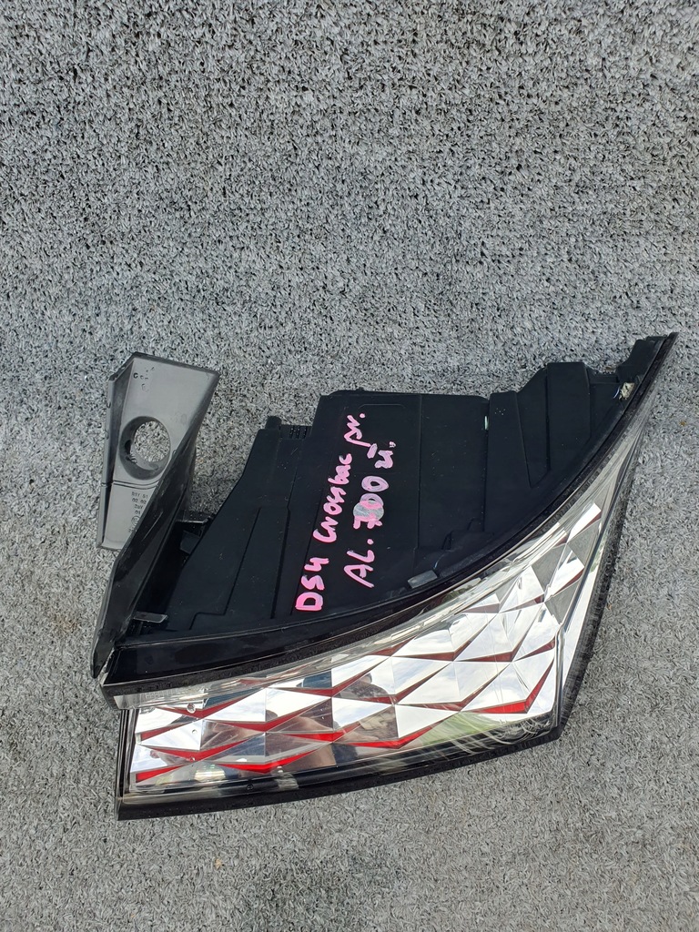 фото №1, Лампа задняя правая citroen ds4 crossback