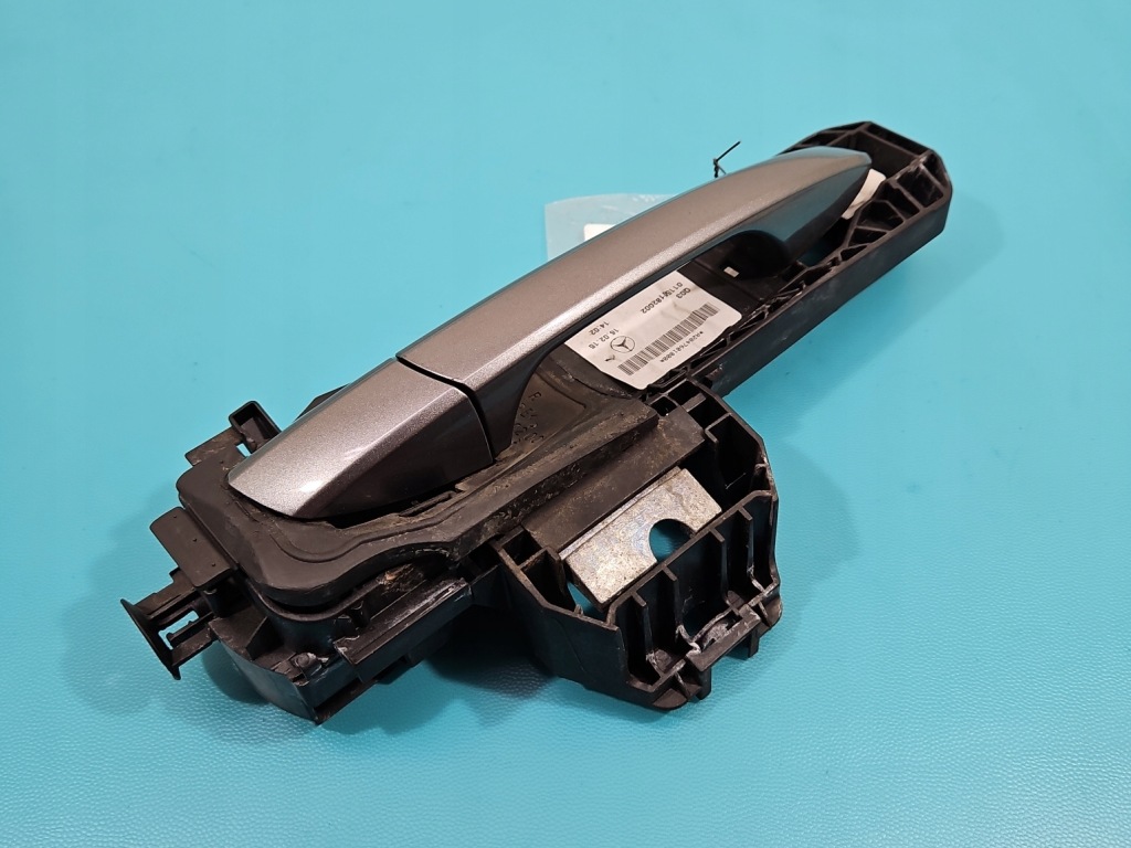 Купити Ручка перед права зовнішня mercedes gla x156 13-19 01150182002