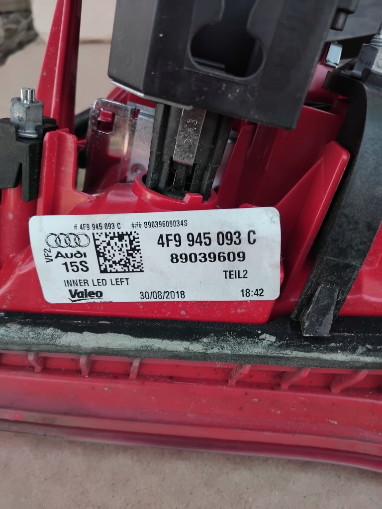 Фари задній led ліва правий комплект  audi a6 c6 універсал 04-08r європа Доставка