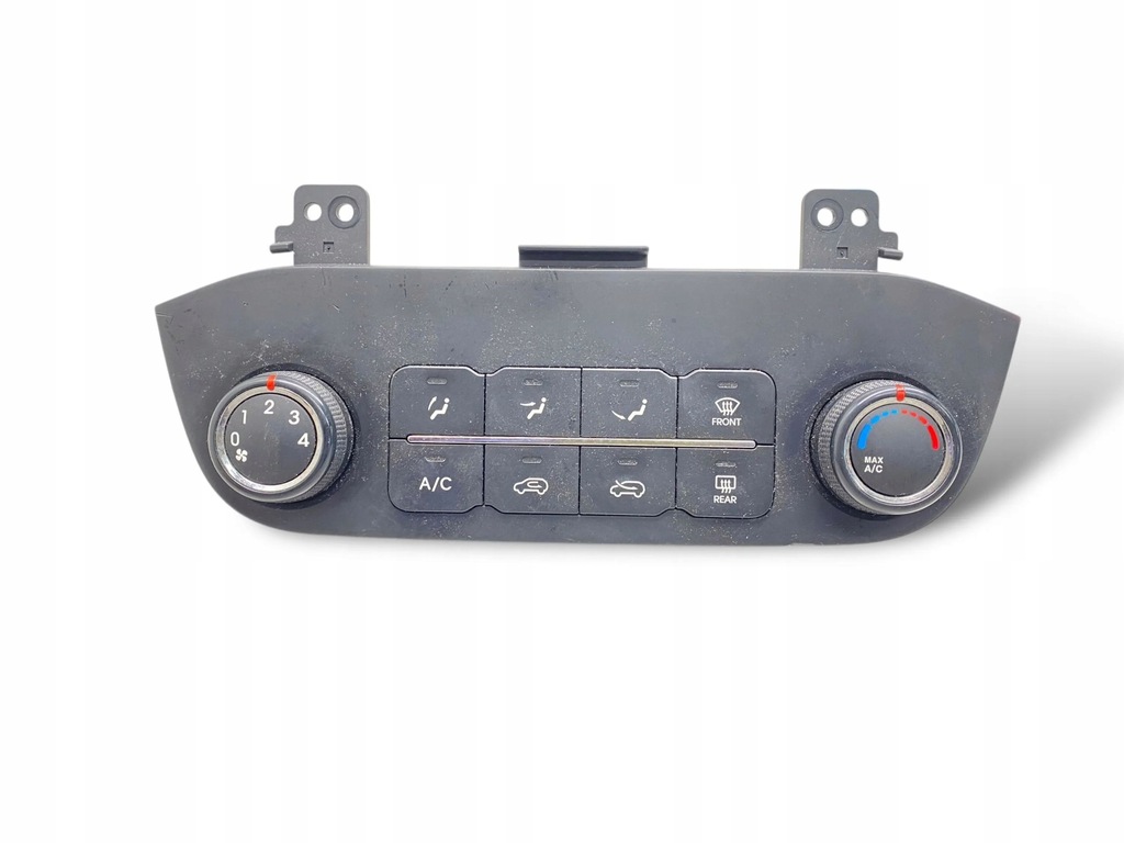 фото №1, Kia sportage 2011 панель кондиционера
