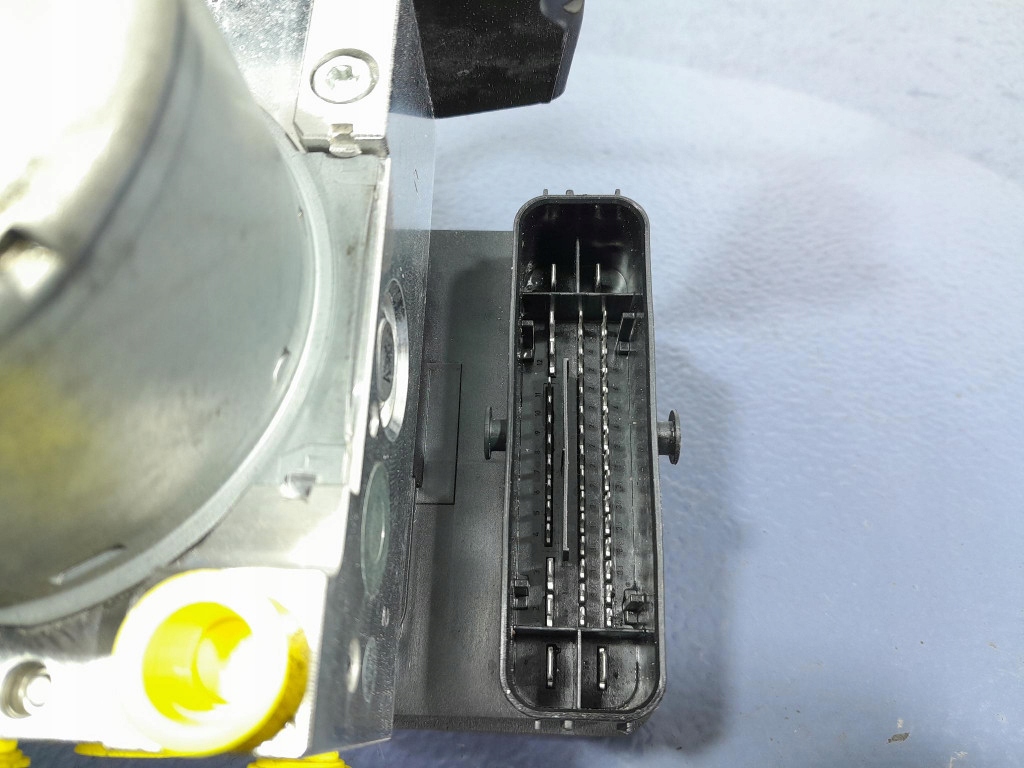 Range rover evoque l538 1 рестайлинг  2.0 td4 150 km насос abs hj32-2c405-ad Оригинал