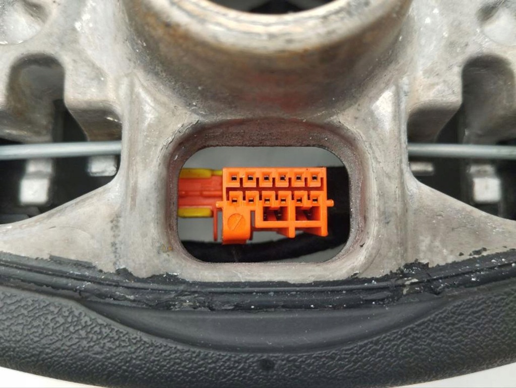 фото №8, Porsche cayenne 92a 2011 воздуховод