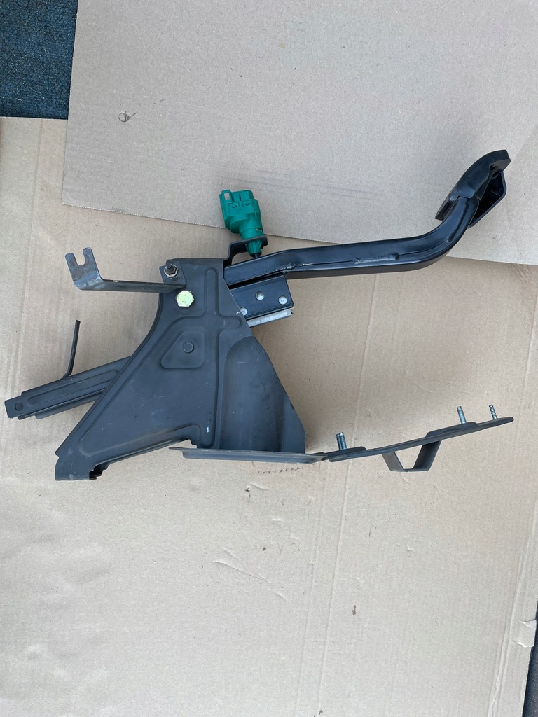 фото №7, Vw t5 transporter multivan педаль тормоза датчик