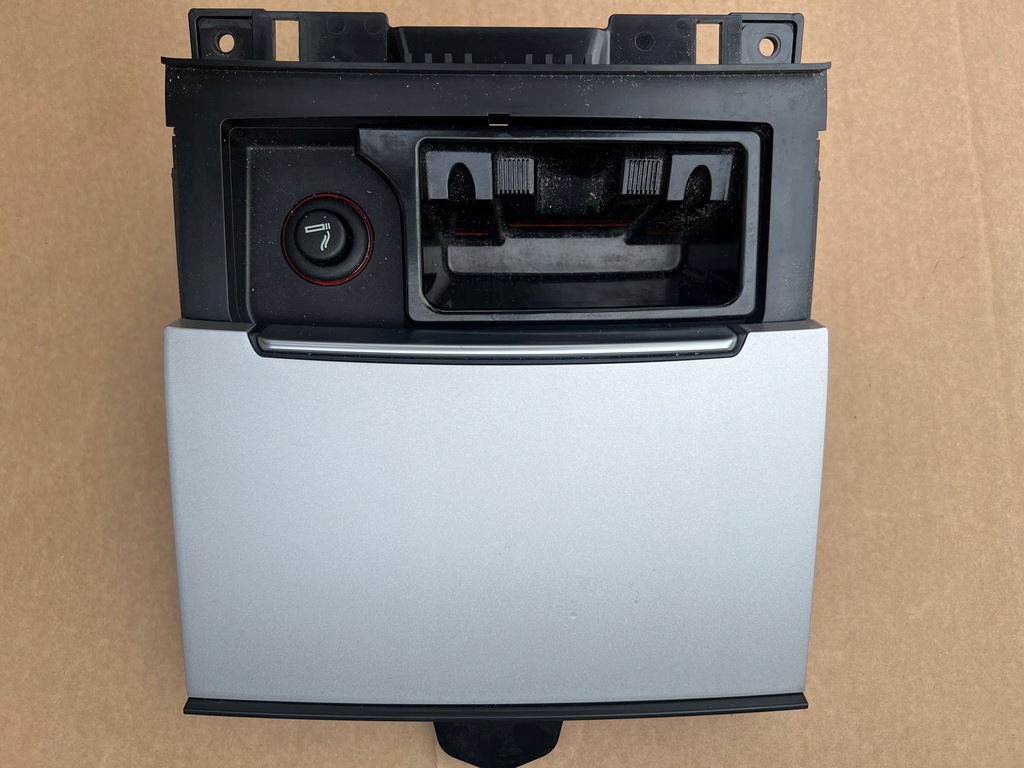 фото №6, Audi a6 a7 rs6 rs7 c7 защита бардачка пепельница 40863273a 4g0863440 kd5