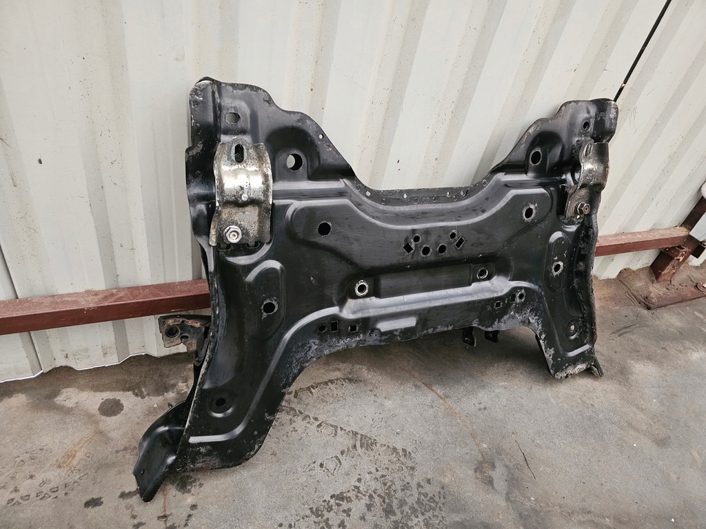 фото №8, Peugeot 3008 5008 i 2009- балка подрамник подрамник подвеска