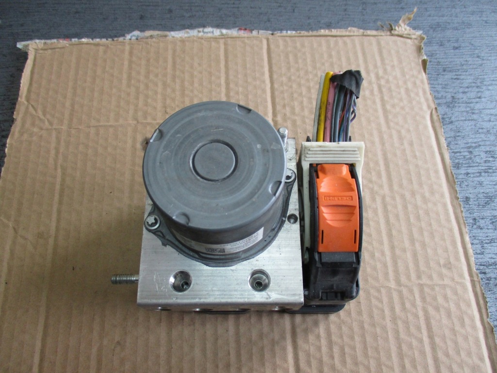 Купити Насос abs citroen ds7 9828420280