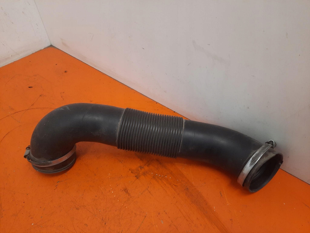 фото №1, Opel signum c 03-05 труба повітрозабірник повітря 9231937 z22yh