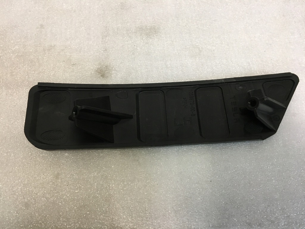 фото №6, Tesla s кронштейн протитуманної фари праве 1059979-00-b