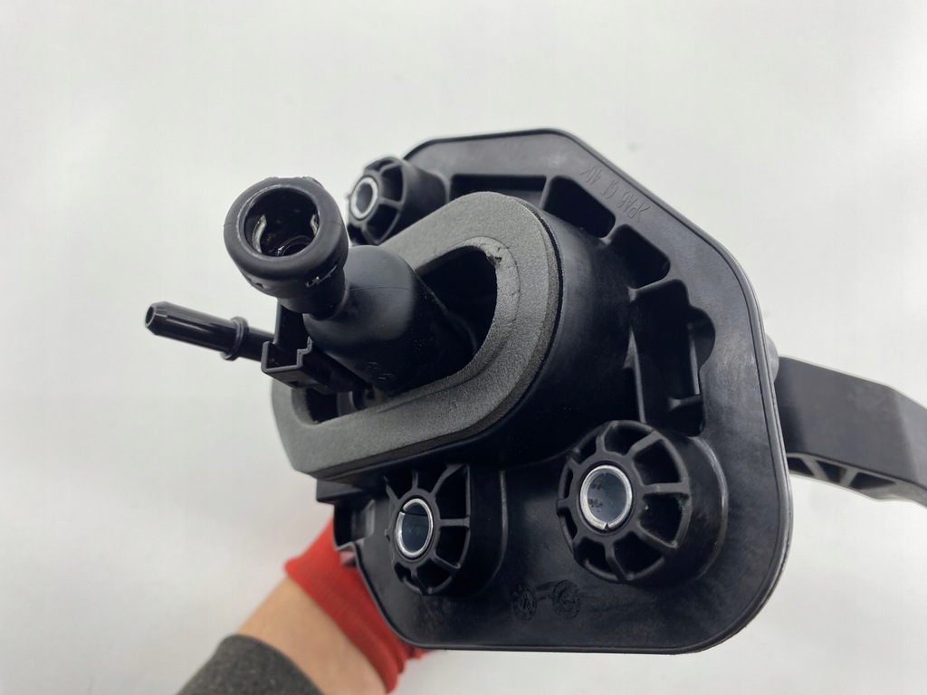 фото №11, Педаль зчеплення ford fiesta mk8 1.1b eu - комплект