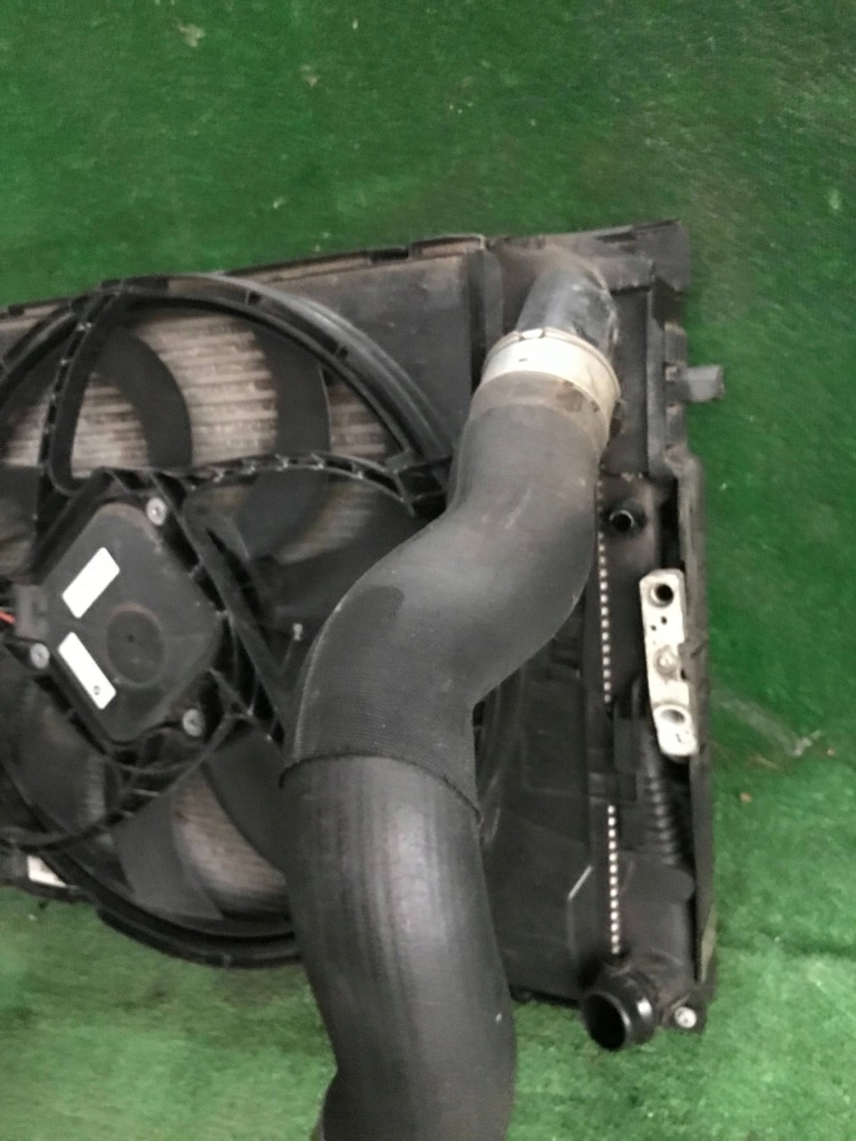 Радиатор комплект интеркулер вентилятор bmw 3 f30 f35 f31 2.0 d автоматическая коробка передач wwa в Украине