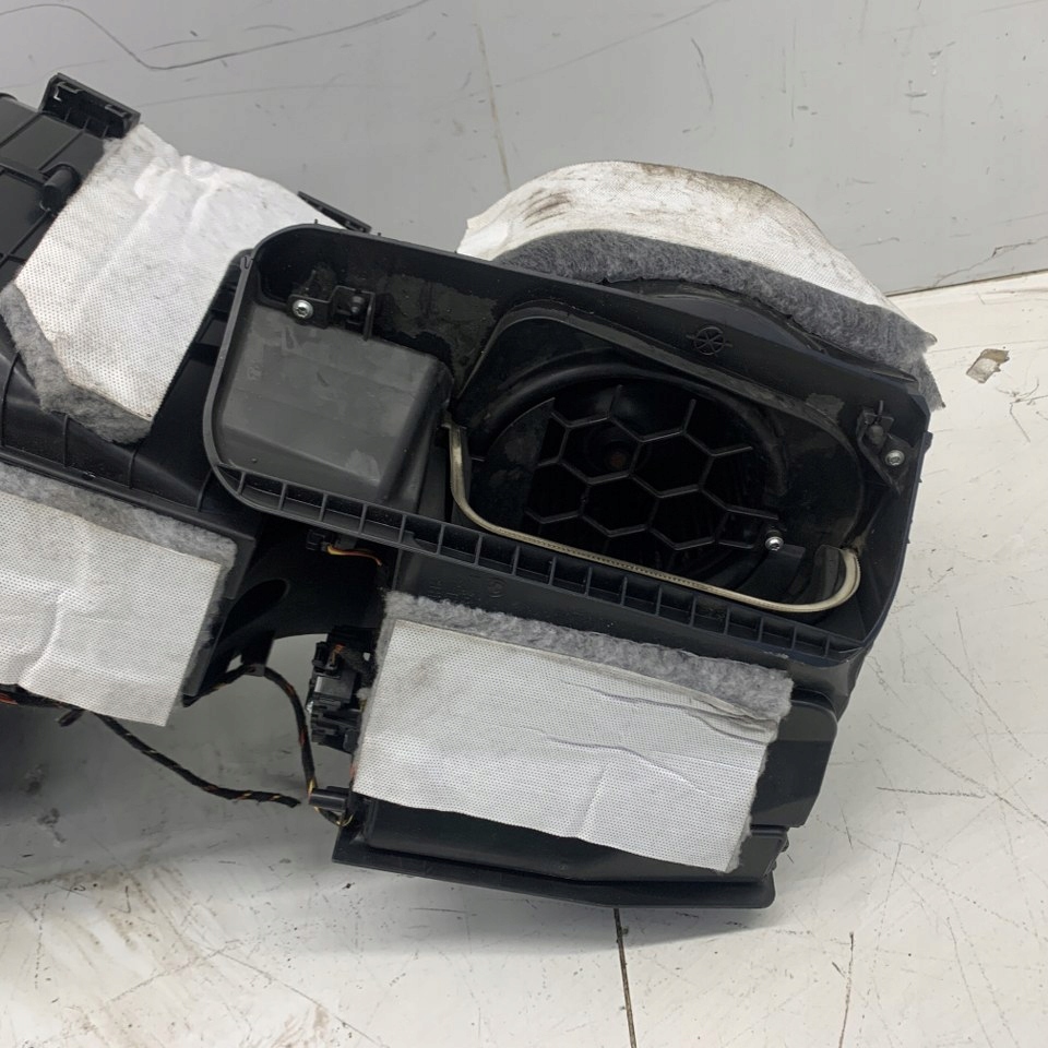 фото №11, Отопитель воздуходувка двигатели комплектная europa bmw 7 g11 g12 16r