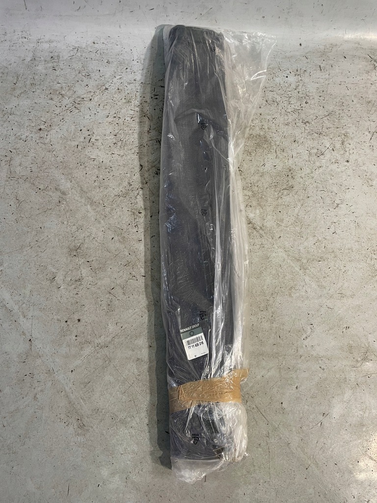 фото №5, Обшивка багажника nowa renault scenic iii 7711426218