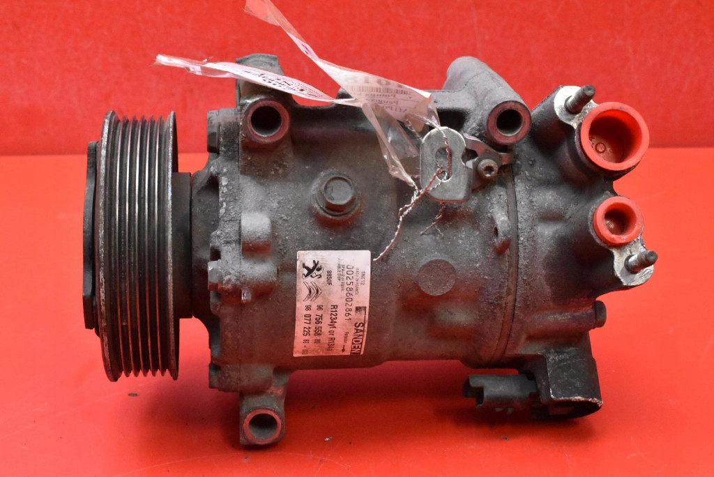 фото №4, Компресор насос кондиціонера 9675655880 peugeot 208 1 i 1.6 bluehdi 75 km