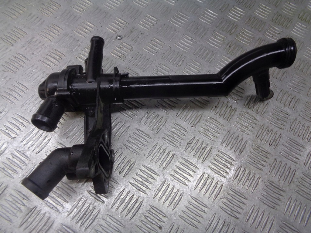 фото №1, Корпус термостата skoda fabia i 1.2