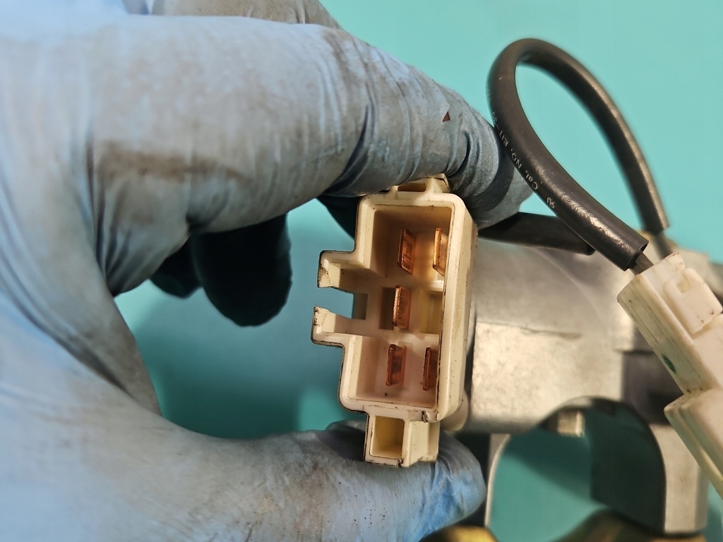 фото №6, Замок зажигания ключ вкладка subaru legacy outback iii 88215ag00a