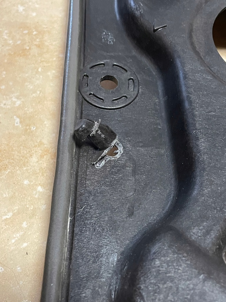 фото №10, Підйомник скло правий задня kia soul ii 14-17