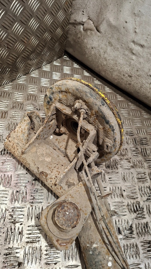 Балка подвеска задний  smart fortwo в Украине