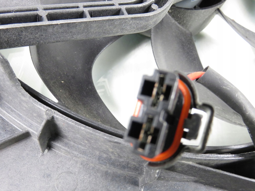 Вентилятор радиатора ford s-max 1 1.6 ecoboost 8240562 в Украине