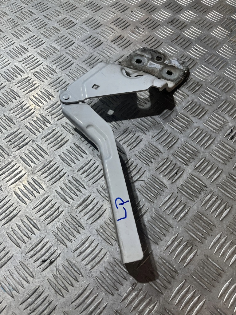 Купить Петля капот левый vw touareg ii 10- 7p6823301 lc9a