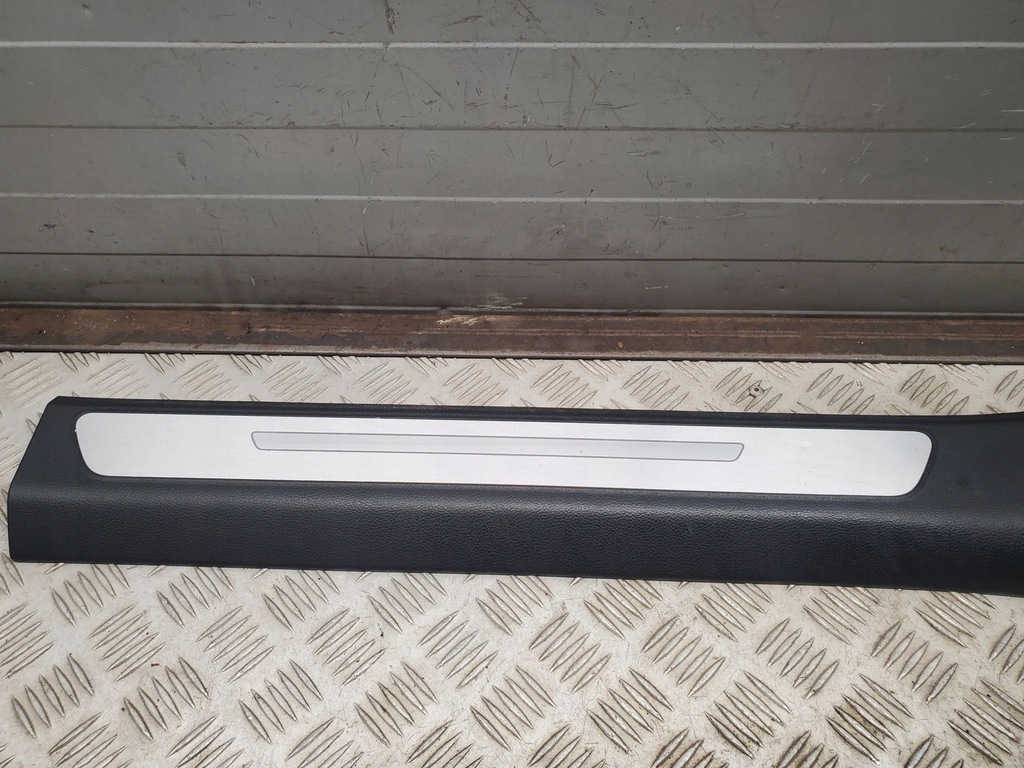 фото №8, Audi a8 s8 d4 4h 2013 ліва сторона молдинг поріг передня