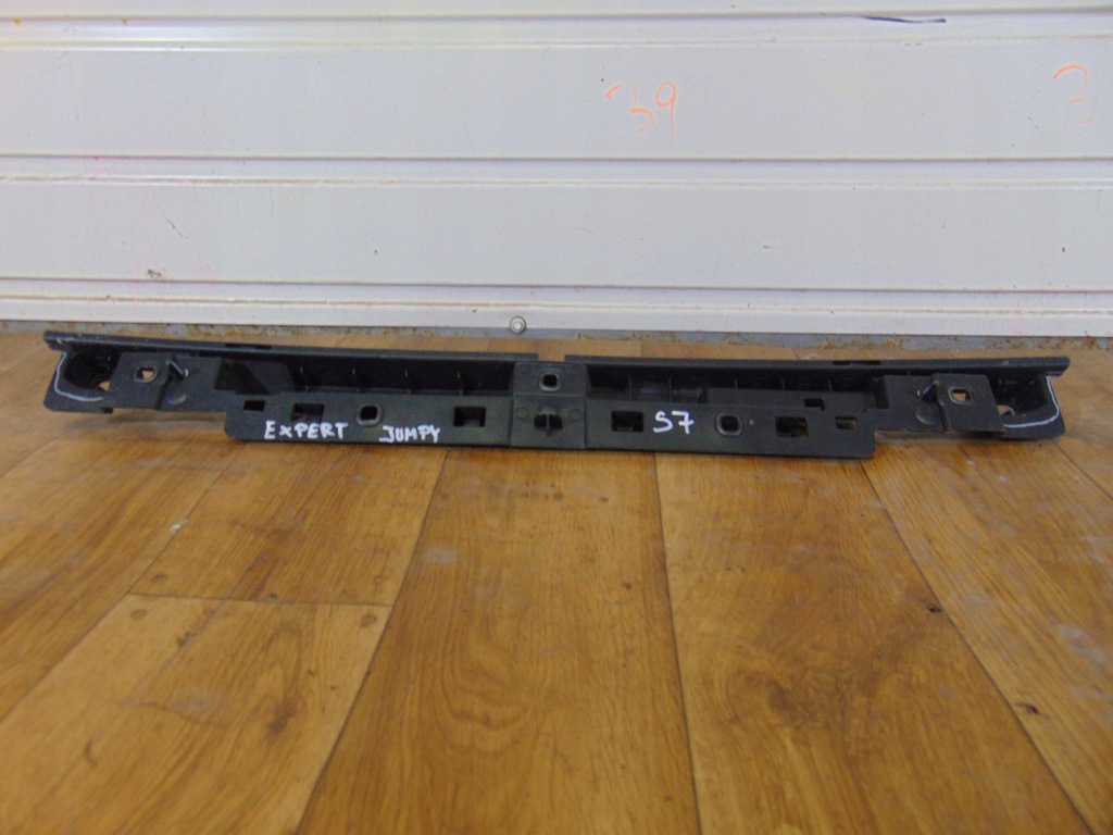 фото №1, Proace expert iii jumpy iv направляющая бампера задний