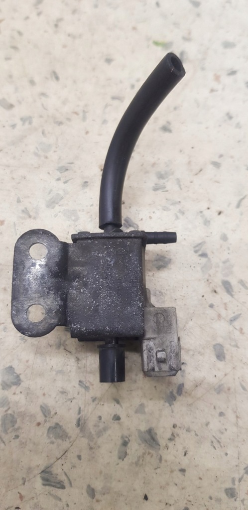 Клапан вакуумa volvo 850 2.5 20v Цена