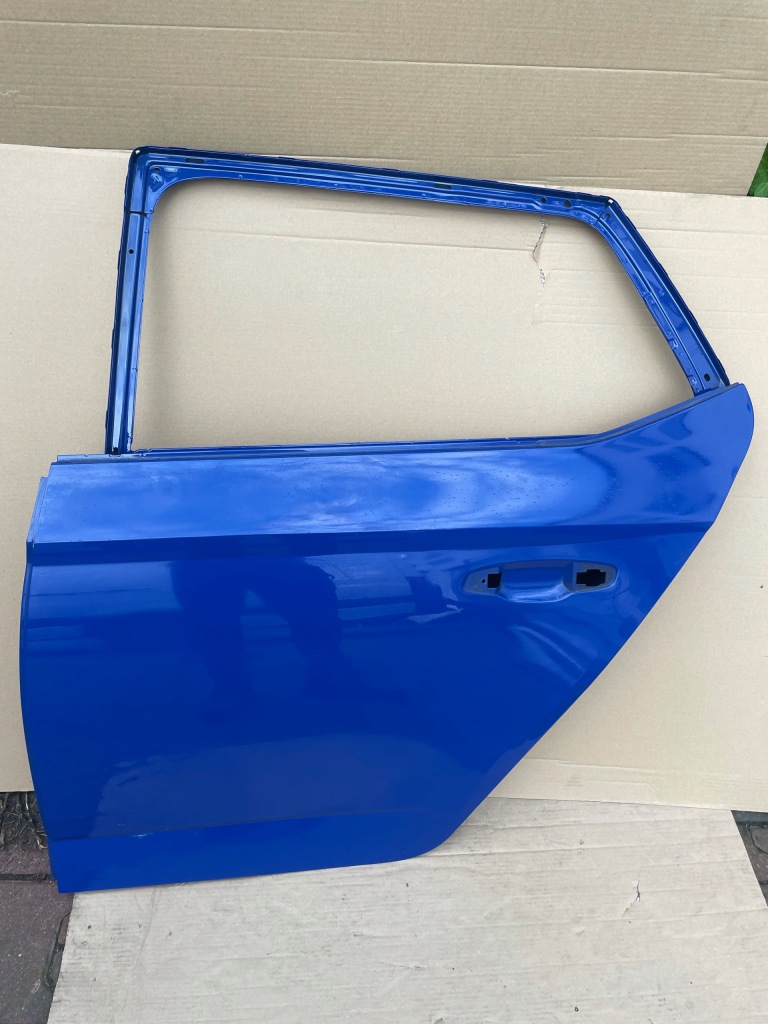 фото №1, Skoda fabia iii hb задні ліва двері gielda