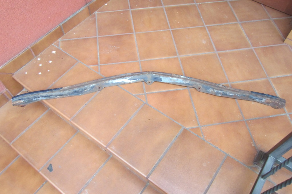 фото №4, Mercedes w116 молдинг накладка поперечина бампера перед